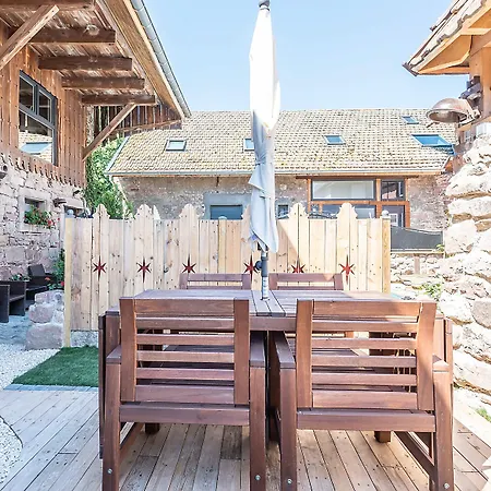 Couette-café La Grange 5*