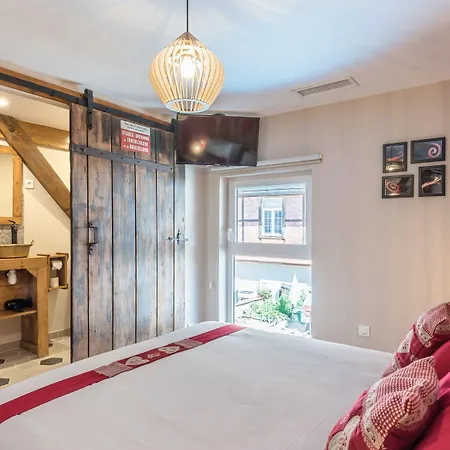 Domaine La Grange - La Grange 5 Etoiles Alojamento de Acomodação e Pequeno-almoço